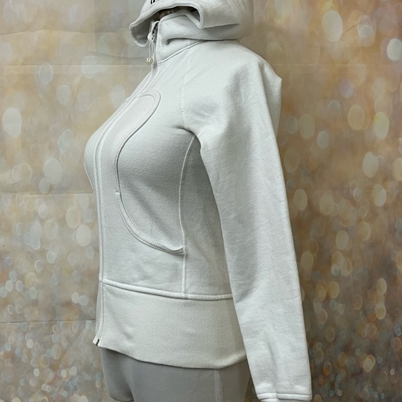 Lululemon size 2 jacket - Picture 2 of 5